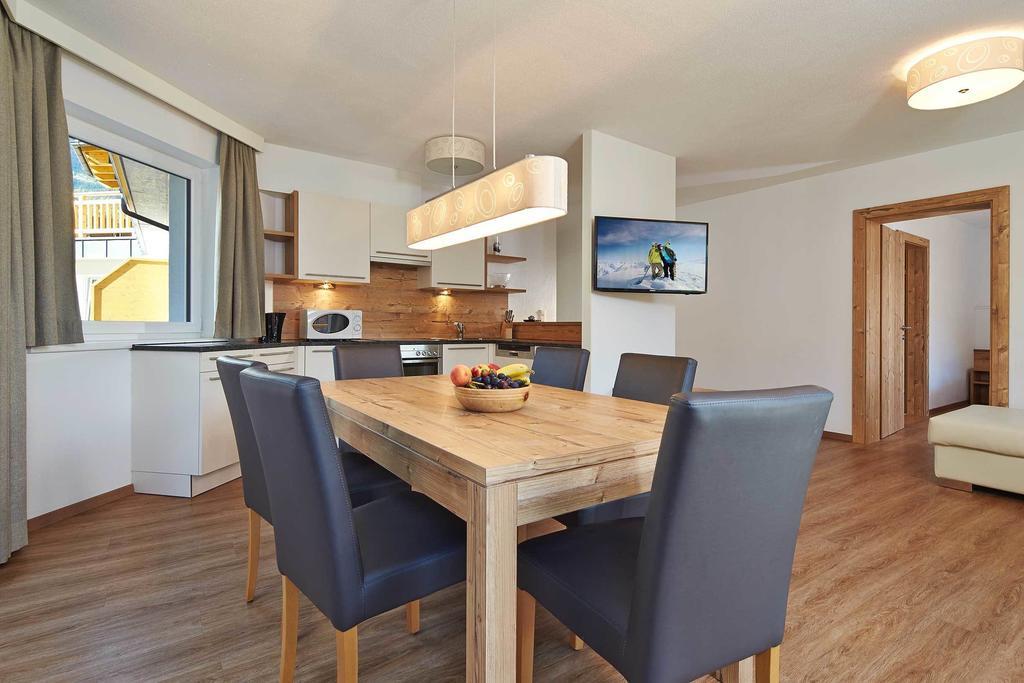 Alpendiamond Ski In & Bike Out Apartments Top 200, 400 & Penthouse 600 Sölden Quarto foto